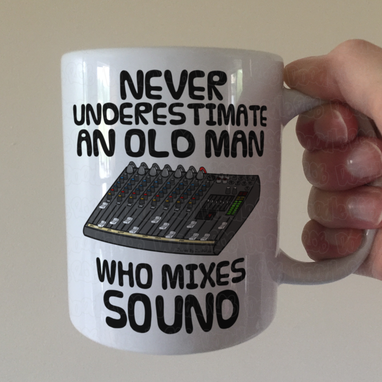 Funny Sound Engineer Mug - Never Underestimate An Old Man Who Mixes Sound - Audio Tech Musician Gift For Him