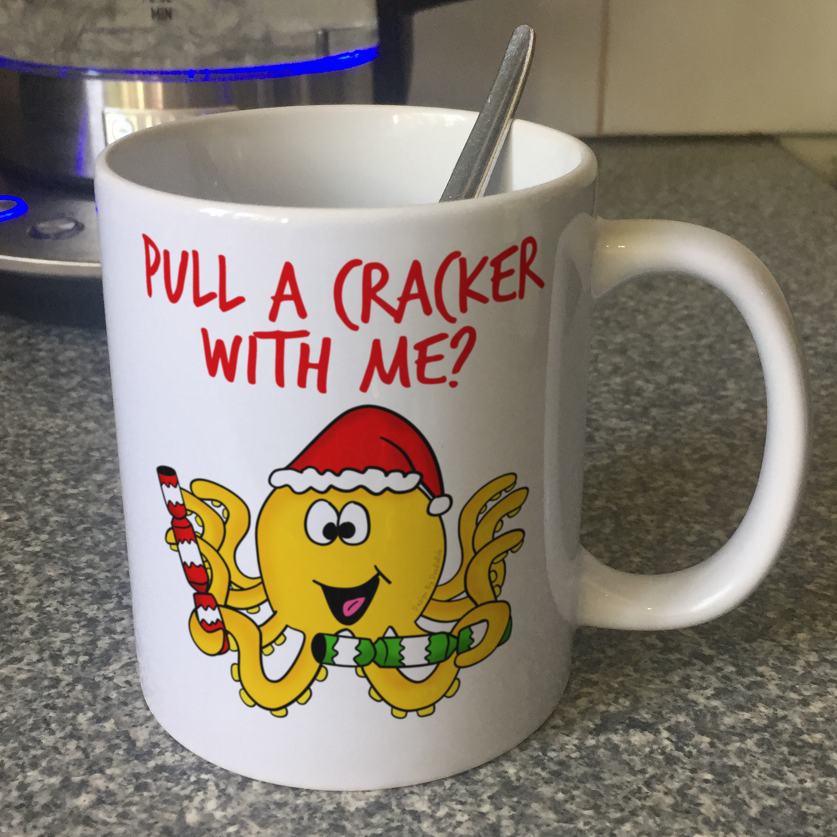 Octopus Christmas Mug - Pull A Cracker With Me - Funny Xmas Gift For Animal Lover