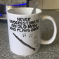 Funny Oboe Mug - Never Underestimate An Old Man Who Plays Oboe - Oboist Woodwind Musician Gift For Him
