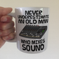 Funny Sound Engineer Mug - Never Underestimate An Old Man Who Mixes Sound - Audio Tech Musician Gift For Him