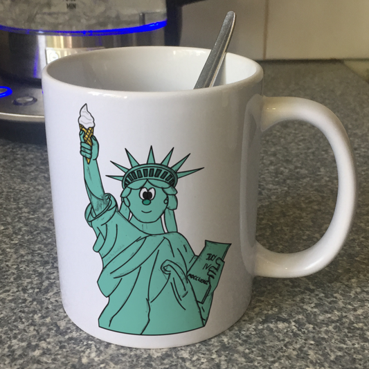 Funny Statue Of Liberty Mug - Statue Of Liberty Holding Ice Cream - Ice Cream Lover Gift