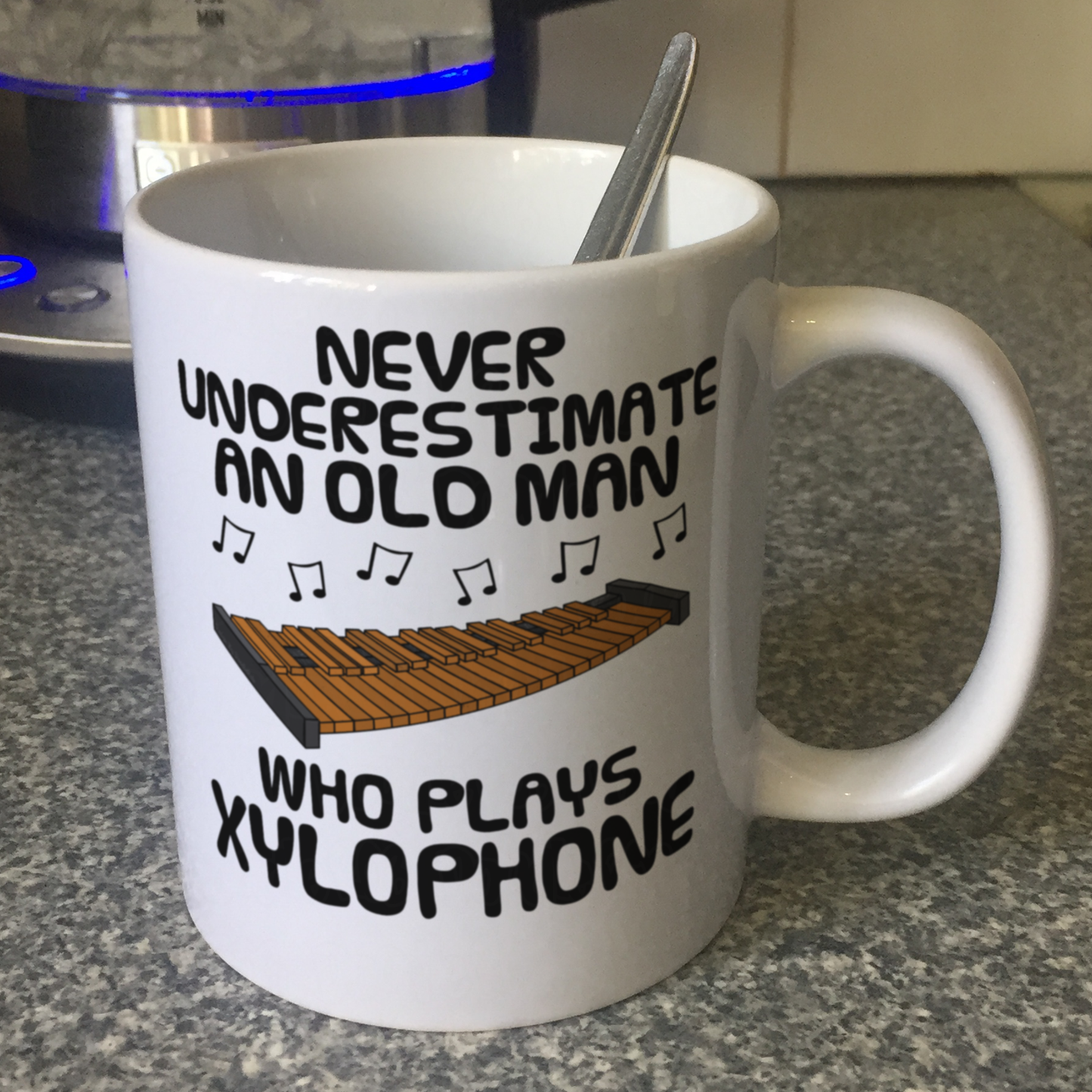 Funny Xylophone Mug - Never Underestimate An Old Man Who Plays Xylophone - Percussionist Musician Gift For Him